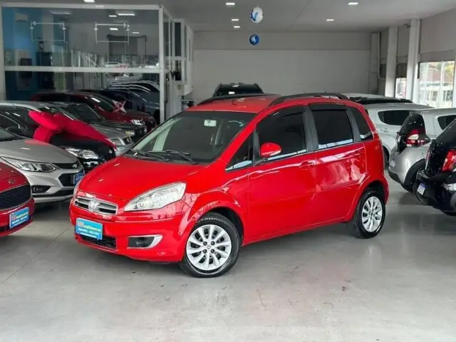 Carro Fiat Idea 2014 Attractive 1.4 8V (Flex)
