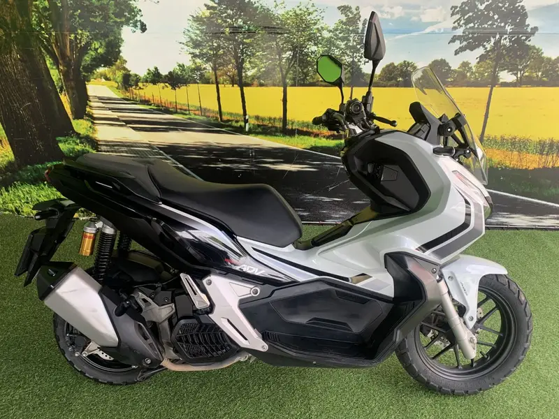 Honda ADV ABS