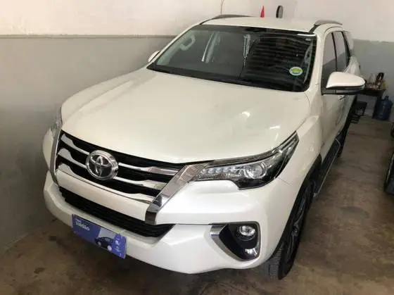 Carro Toyota SW4 2018 2.8 TDI SRX Diamond 7L 4x4 (Aut)