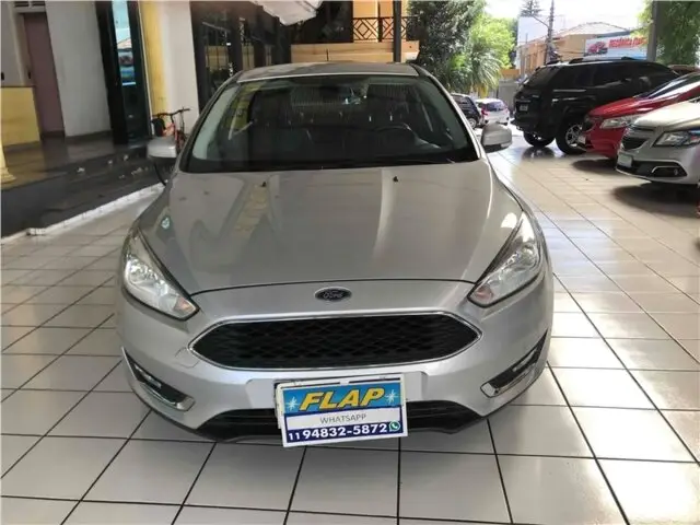 Carro Ford Focus Sedan 2018 SE 2.0 PowerShift