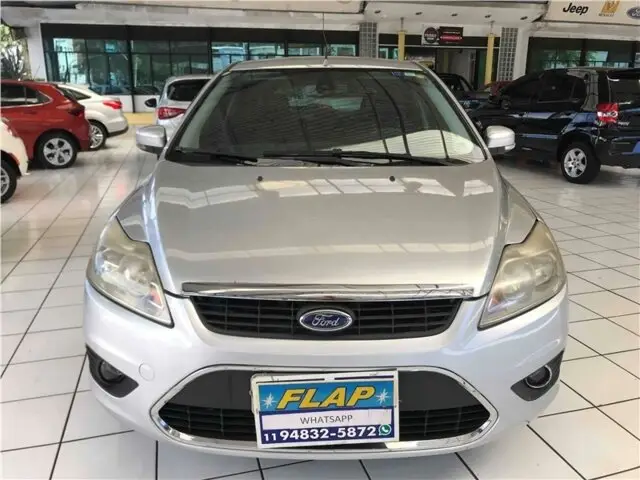 Carro Ford Focus Hatch 2013 GLX 2.0 16V (Flex) (Aut)