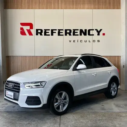 Carro Audi Q3 2017 1.4 TFSI Ambiente S Tronic