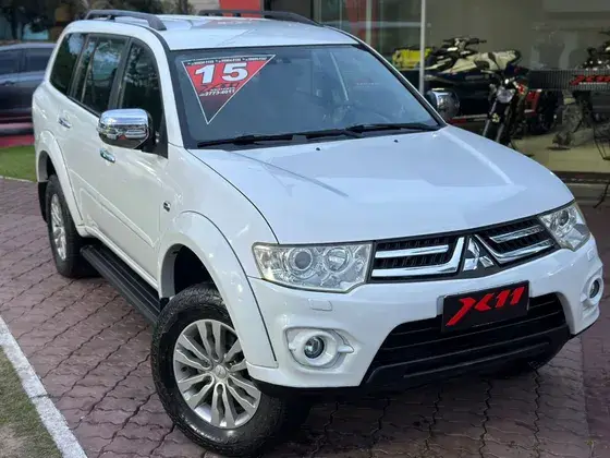 Carro Mitsubishi Pajero Dakar 2015 3.5 HPE 4WD (aut)(Flex)