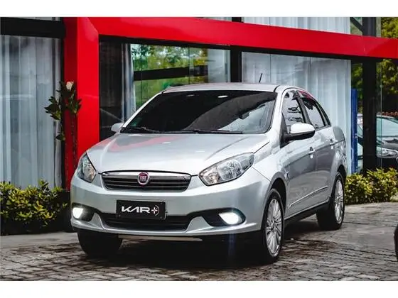 Fiat Grand Siena Essence 1.6 16V (Flex)