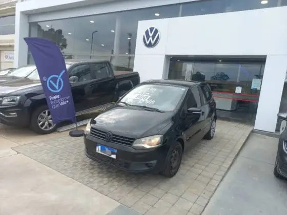 Carro Volkswagen Fox 2014 1.0 TEC (Flex) 4p