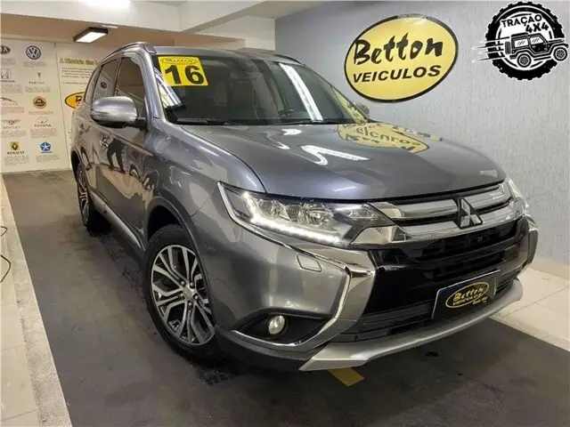 Carro Mitsubishi Outlander 2016 2.2 DI-D 4WD (Aut)