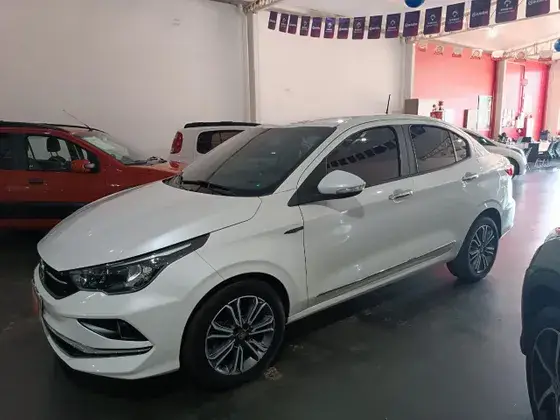 Carro Fiat Cronos 2019 1.8 Precision E.Torq AT6 (Flex)