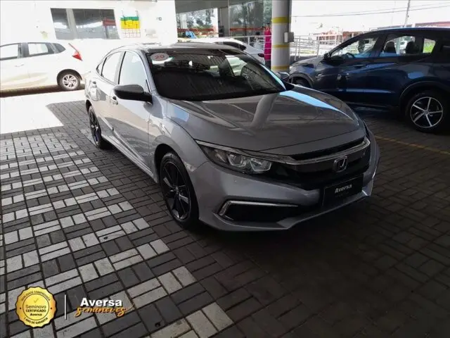 Honda Civic 2.0 LX CVT