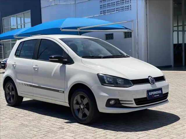Carro Volkswagen Fox 2017 1.6 MSI Run (Flex)