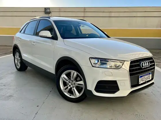 Carro Audi Q3 2017 1.4 TFSI Ambiente S Tronic (Flex)