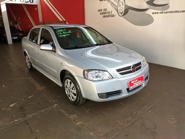 Carro Chevrolet Astra Sedan 2003 1.8 8V