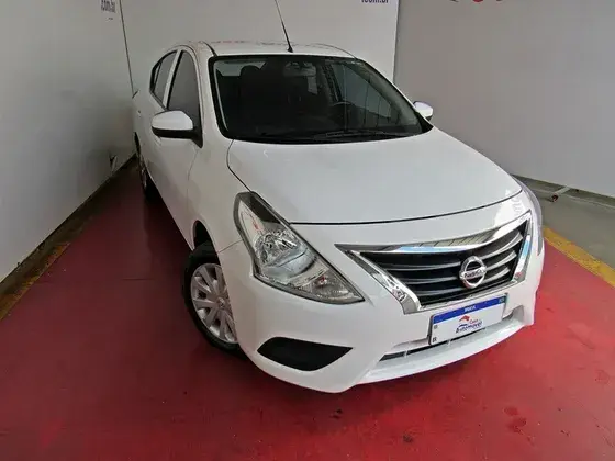 Nissan Versa 1.0 12V (Flex)