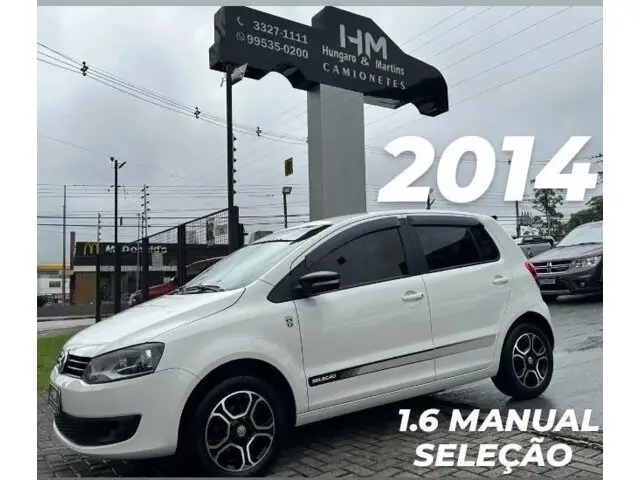 Carro Volkswagen Fox 2014 1.6 VHT Seleção (Flex)
