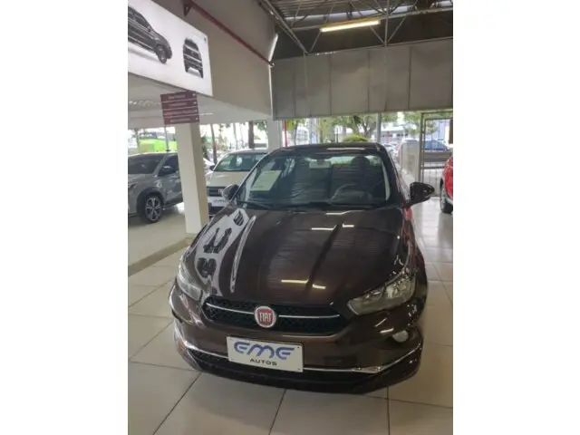 Carro Fiat Cronos 2020 1.8 Precision E.Torq AT6 (Flex)
