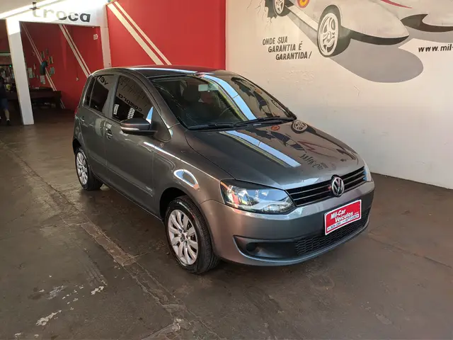 Carro Volkswagen Fox 2013 1.0 TEC (Flex) 2p