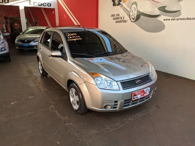 Carro Ford Fiesta Hatch 2009 1.6 (Flex)