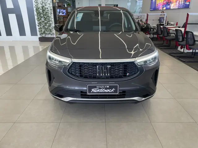 Carro Fiat Fastback 2024 Audace