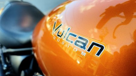 Vulcan 900 Custom