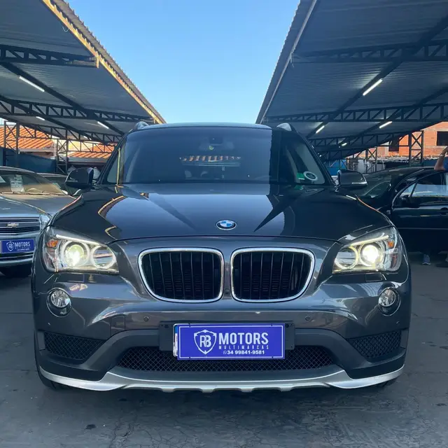 Carro BMW X1 2015 2.0 sDrive20i Activeflex