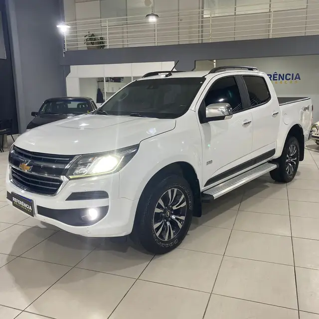 Carro Chevrolet S10 Cabine Dupla 2019 S10 2.8 CTDI LTZ 4WD (Cabine Dupla) (Aut)