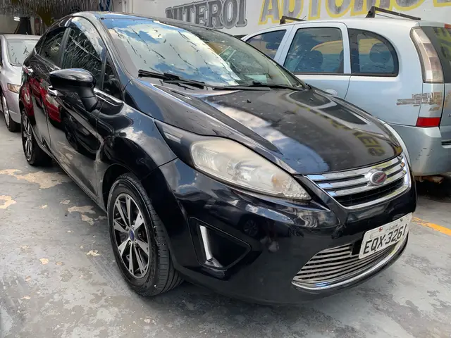 Carro Ford New Fiesta Sedan 2011 SE 1.6 (Flex)