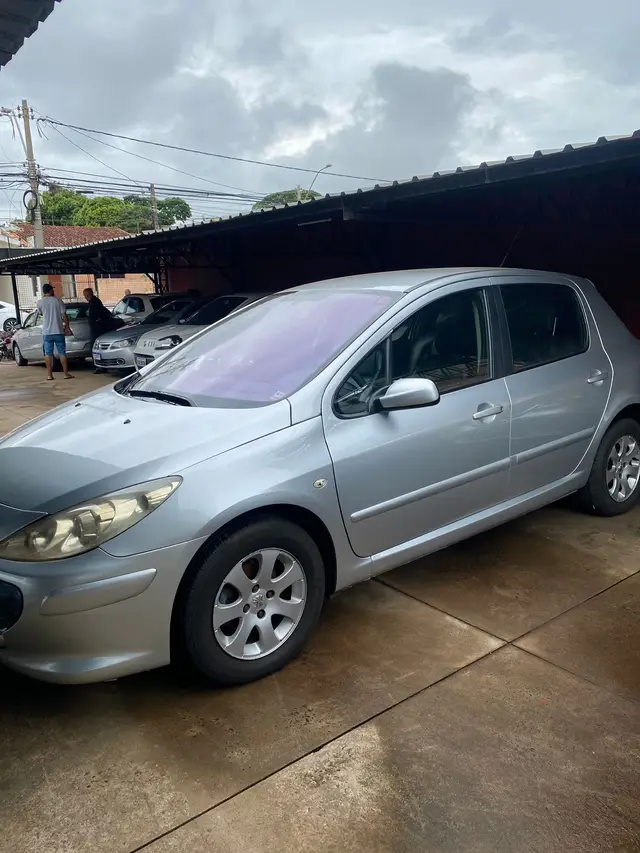 Carro Peugeot 307 Sedan 2008 Presence 1.6 16V (flex)