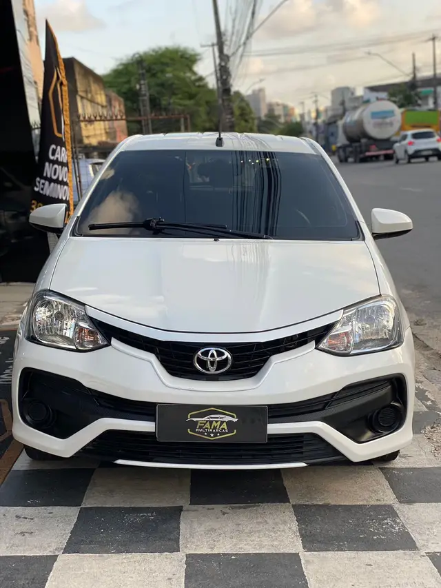 Carro Toyota Etios 2018 X 1.3 (Flex)