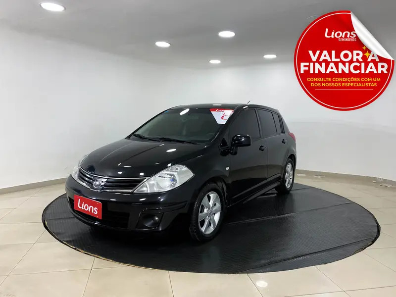 Nissan Tiida SL 1.8 (flex) (aut)