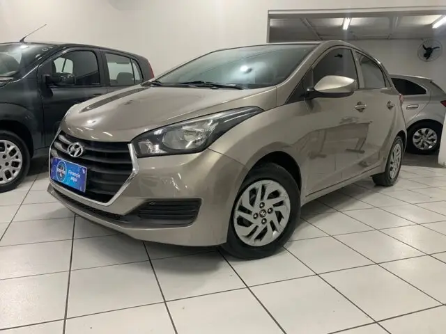Carro Hyundai HB20 2017 1.0 Comfort Plus blueMedia (Flex)