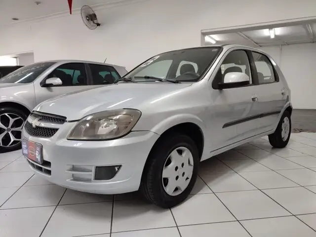 Carro Chevrolet Celta 2013 LT 1.0 (Flex)