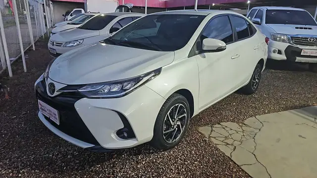 Carro Toyota Yaris 2023 XLS 1.5 (Flex) (Aut)