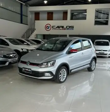 Carro Volkswagen Fox 2017 1.6 16v MSI Pepper (Flex)