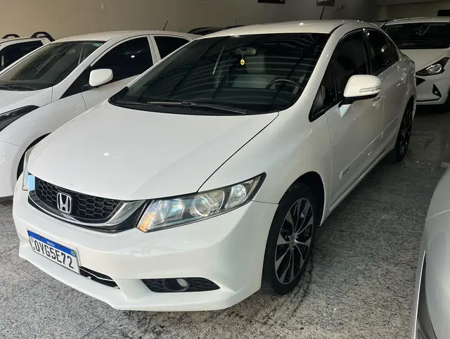 Carro Honda Civic 2016 LXR 2.0 i-VTEC (Aut) (Flex)
