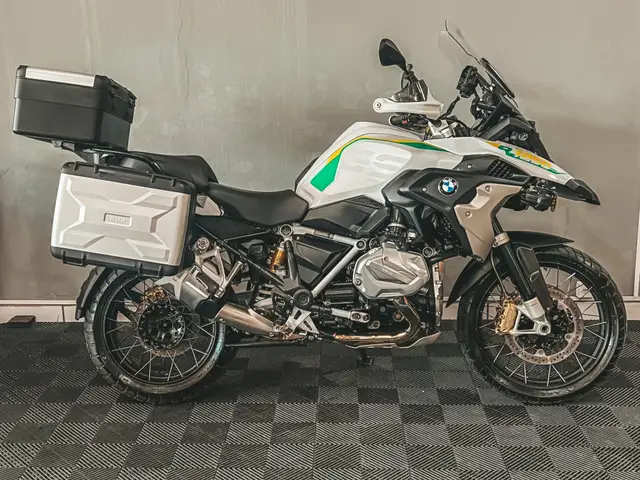 Carro BMW R 1250 GS 2022 Edição Especial