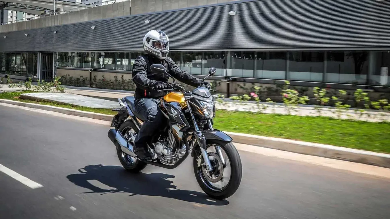 Honda CB 250F Twister (ABS)