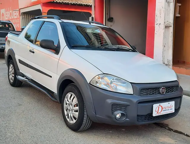 Carro Fiat Strada 2015 Working 1.4 (Flex) (Cabine Dupla)