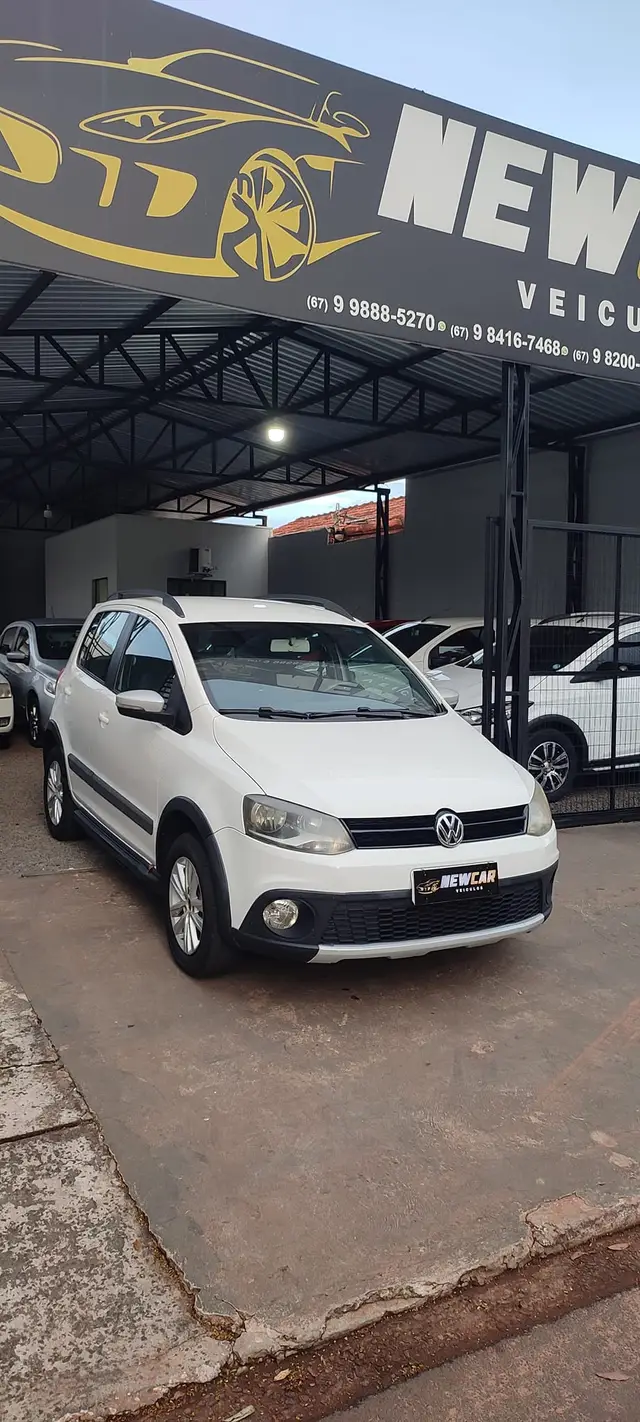Carro Volkswagen Fox 2014 1.6 VHT (Flex)