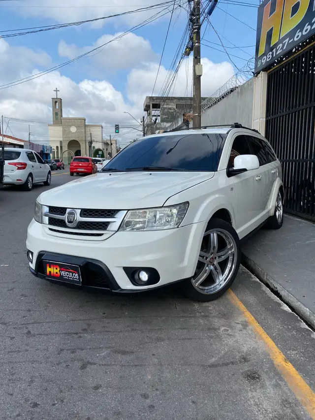 Carro Fiat Freemont 2012 2.4 16V Precision (Aut)