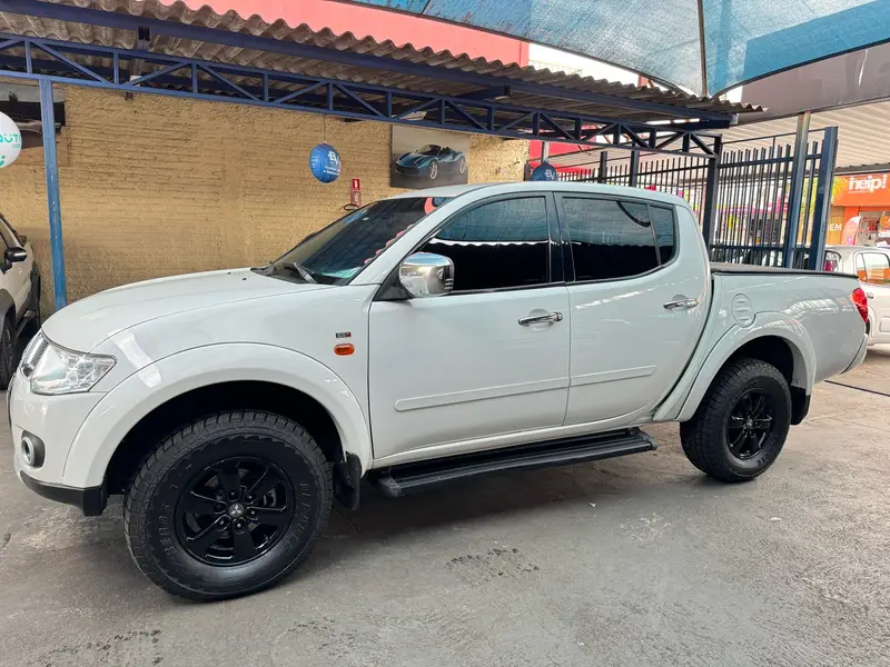 Mitsubishi L200 Triton Sport 3.2 DI-D 4x4 (Aut)