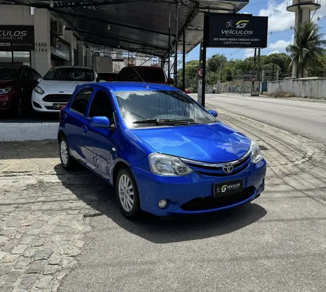 Carro Toyota Etios 2013 XLS 1.5 (Flex)
