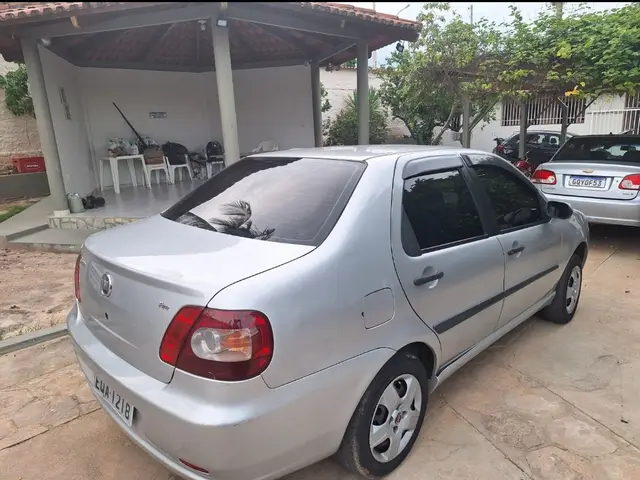 Carro Fiat Siena 2010 Fire 1.0 8V (Flex)