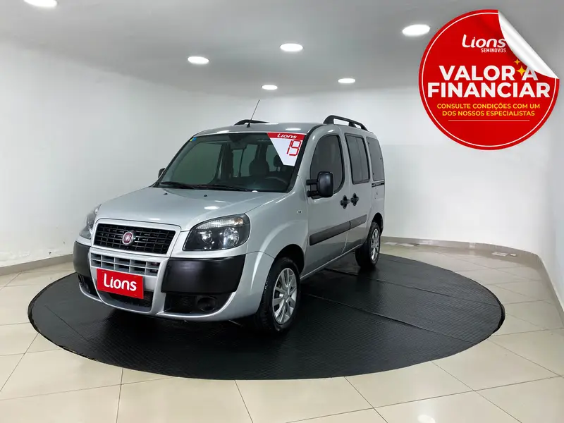 Fiat Doblò Essence 1.8 5L (Flex)