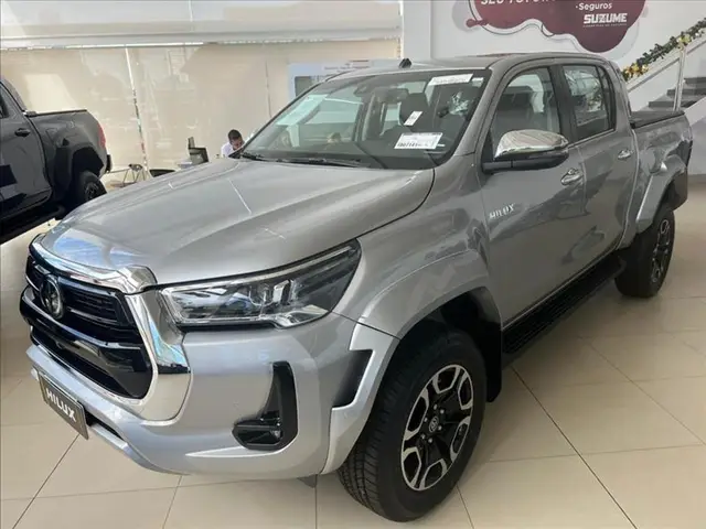 Carro Toyota Hilux Cabine Dupla 2024 SRV 4x4 2.8 Diesel