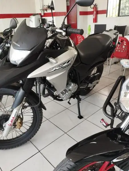 Carro Honda XRE 300 2017 (ABS)