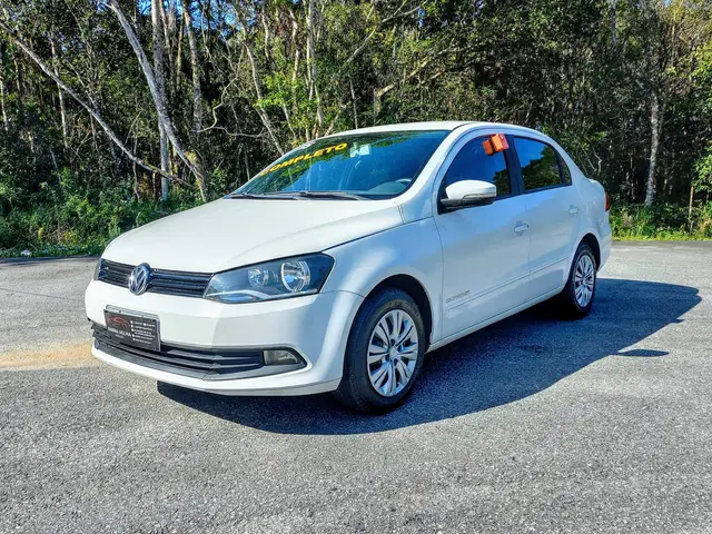 Carro Volkswagen Voyage 2015 1.6 VHT Comfortline