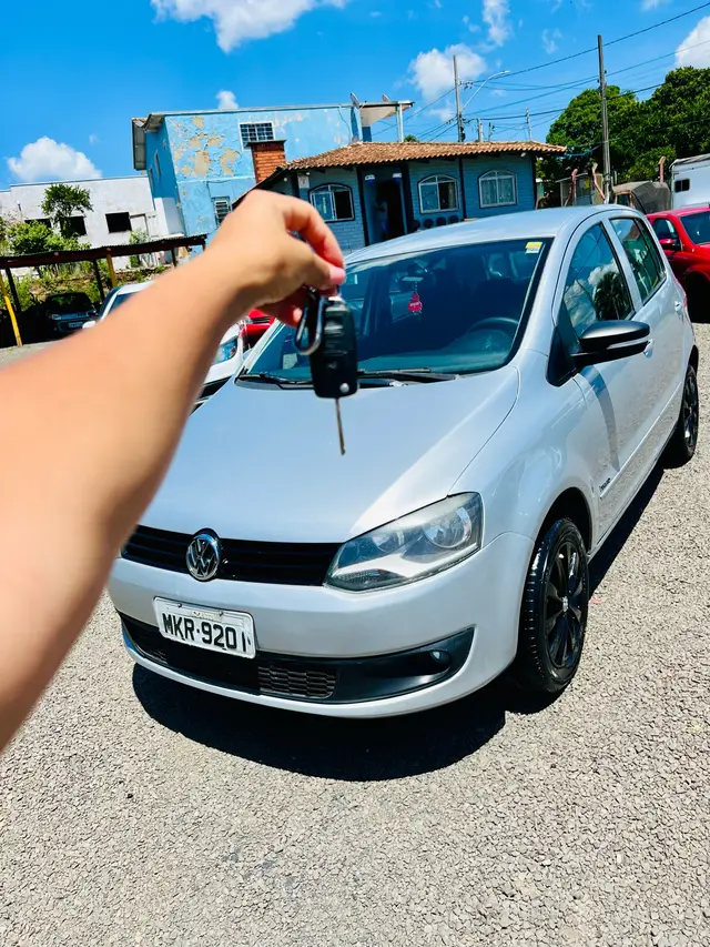 Carro Volkswagen Fox 2013 1.0 TEC (Flex) 4p
