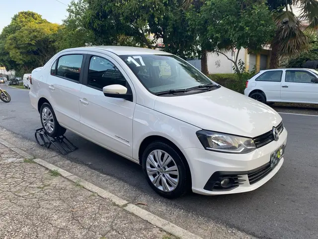 Carro Volkswagen Voyage 2017 1.6 MSI Comfortline I-Motion (Flex)
