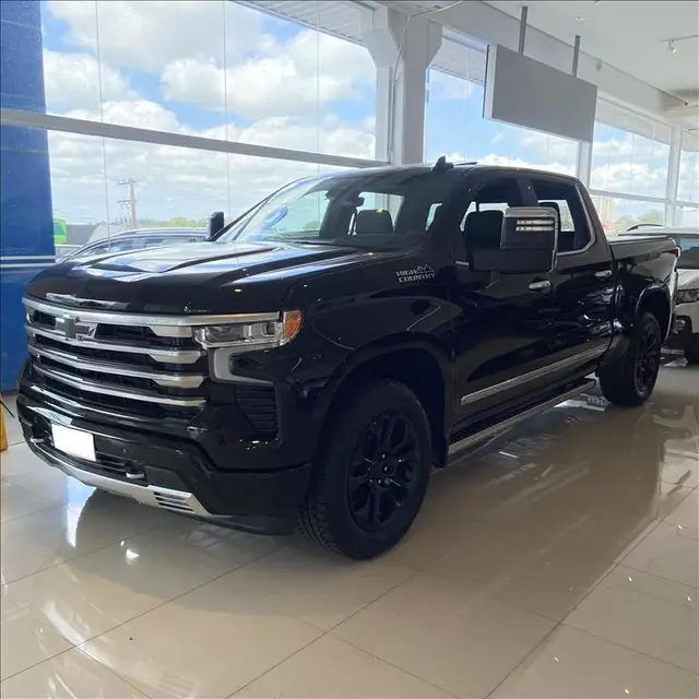 Carro Chevrolet Silverado 2024 High Country 5.3