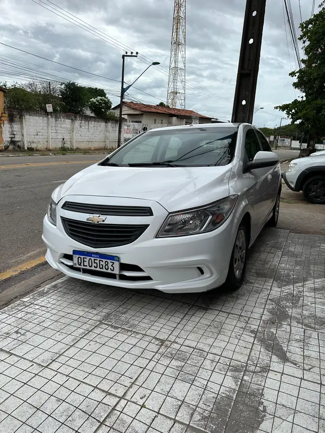 Carro Chevrolet Onix 2020 1.0 Joy SPE/4