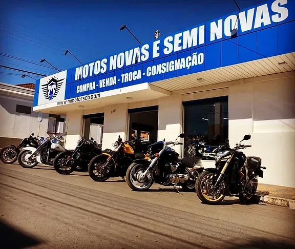 Fachada da loja M Motors - Casa Branca - SP